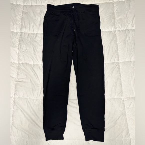 ZYIA Black Unwind Jogger size M - Picture 2 of 2